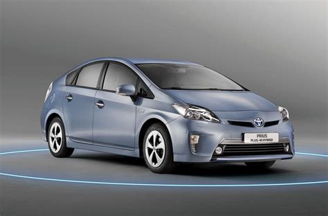 Toyota Prius Plug-in Hybrid Production Ends in June 2015, Replacement Planned for 2016 ...