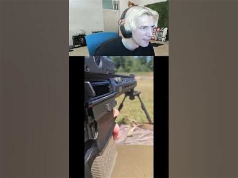 xQc reacts to gyat recoil - YouTube