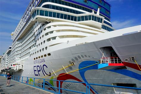 Norwegian Cruise Line Epic Ship Review — The Crown Wings