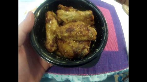 FoodReview: Little Caesar's Garlic Parmesan Chicken Wings - YouTube