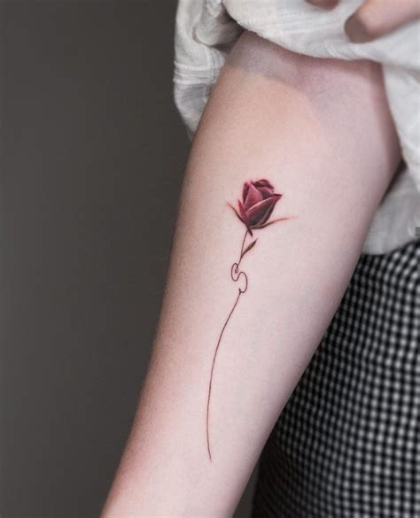 Pin by Elvira Lira on Tattoos | Rose tattoos for women, Elegant tattoos ...