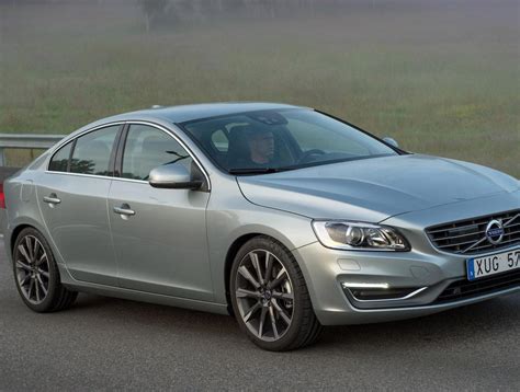 Volvo S60 Photos and Specs. Photo: S60 Volvo concept and 25 perfect photos of Volvo S60