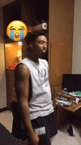 Jiggy Get GIF - Jiggy Get Dance - Discover & Share GIFs