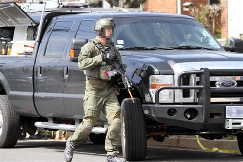 FBI SWAT Team Trains in Waverly Hills | ARLnow.com