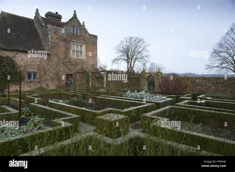 A winter's day in the White Garden at Sissinghurst Castle, Kent. Vita ...