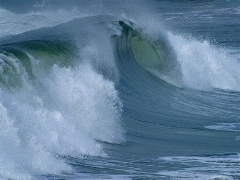 File:Ocean surface wave.jpg - Wikimedia Commons