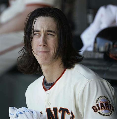 Tim Lincecum's look not such a curveball