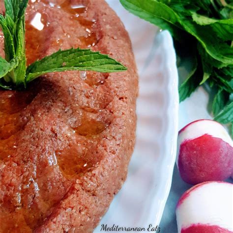 Lebanese Kibbeh Nayyeh (Raw Kibbeh) - Mediterranean Eatz | Kibbeh, Kibbeh recipe, Kibbeh recipe ...