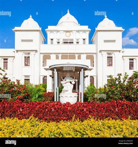 Jaffna Public Library is located in Jaffna, Sri Lanka. It is one of Jaffna most notable ...