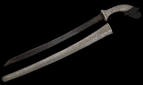 Fine, Malay Sword (Klewang) with Horn Hilt & Silver Mounts - Michael Backman Ltd | Sword, Silver ...