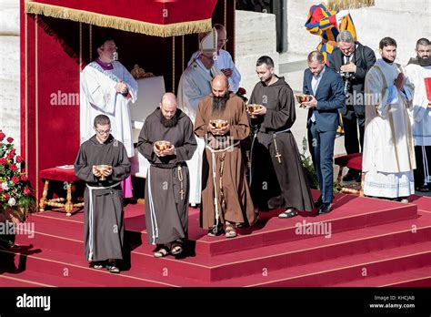 Pope Francis receives the offertory by a group of Capuchin friars ...