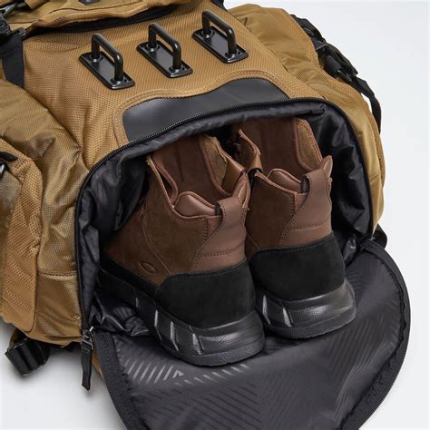 Oakley Kitchen Sink Backpack 34L Brown | Trekkinn