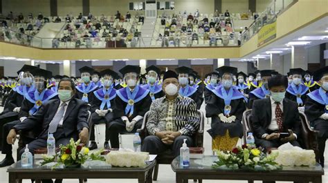 Hadiri Wisuda Unpam, Benyamin Yakin Lulusan Unpam Mampu Bersaing ...