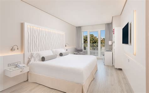 Rooms and suites | Amàre Beach Hotel Marbella