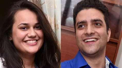 End of Love Story as Celebrated IAS Toppers Tina Dabi, Athar Amir Khan Granted Divorce in Jaipur