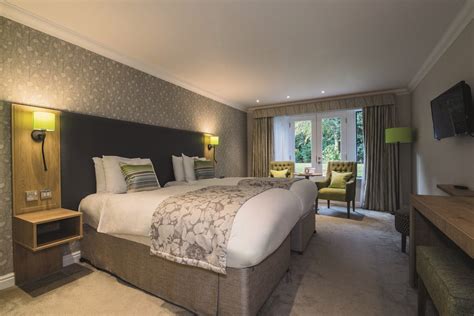 Thoresby Hall Bedroom Signature | Warner Hotels News