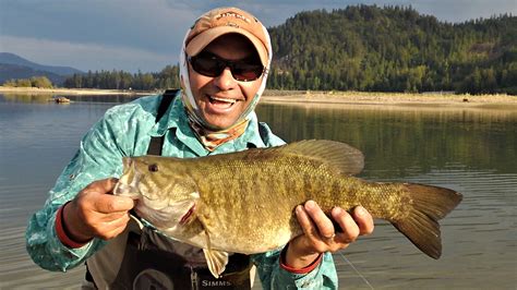 Pend Oreille River produces new catch-and-release state record smallmouth bass | Idaho Fish and Game