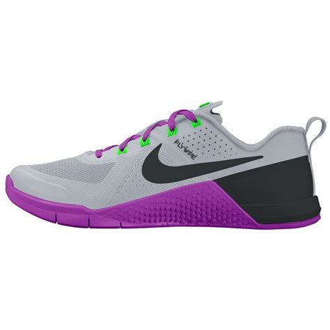 Nike MetCon 1 | Nike shoes women, Womens sneakers, Nike women