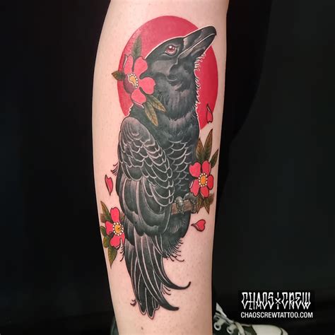 Neotraditional raven in front of the blood moon – Tattoo Studio München | CHAOS CREW ...