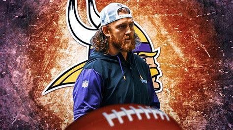 Vikings' make surprising TJ Hockenson injury status change