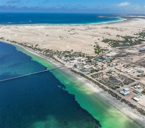 Australia's only fully off grid caravan park: Fowlers Bay, South ...