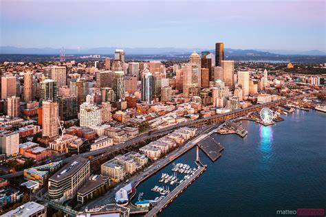 - Aerial view of Seattle downtown and the Great Wheel at sunset, USA ...