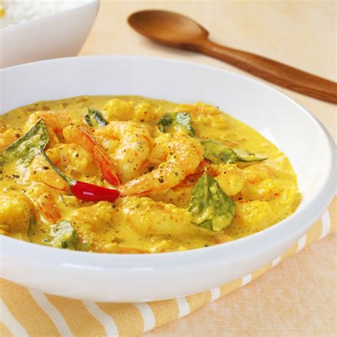 Prawn Coconut Curry Recipe – How To Make Kerala-style Prawn Curry - Licious