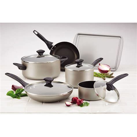 Farberware 15-Piece Cookware Set | At Home