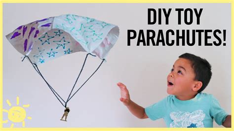 PLAY | DIY Toy Parachute Using a NAPKIN! - YouTube