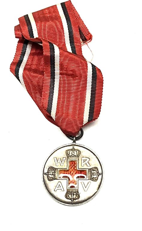 WW1 German Red Cross Medal 2nd Class - Enemy Militaria