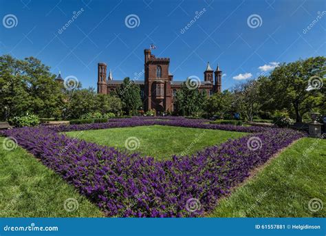 Smithsonian castle editorial photo. Image of foliage - 61557881