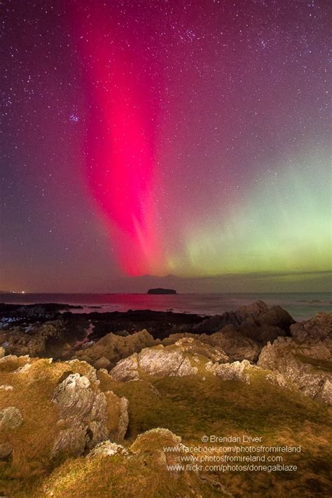 AURORA BOREALIS - THE NORTHERN LIGHTS on display tonight in Clonmany, Inishowen, Co. Donegal ...