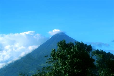 Mayon Volcano Free Stock Photo - Public Domain Pictures