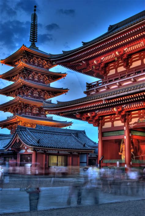 28 Gorgeous and Serene Photos of Japanese Temples | Light Stalking