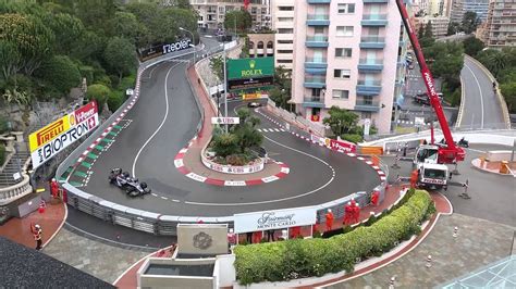 Formula 1 Grand Prix hairpin turn at the Fairmont - YouTube