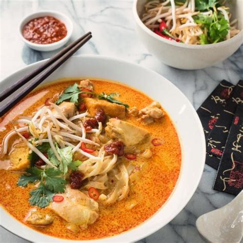 laksa noodle soup - spicy malaysian curry coconut soup - glebe kitchen