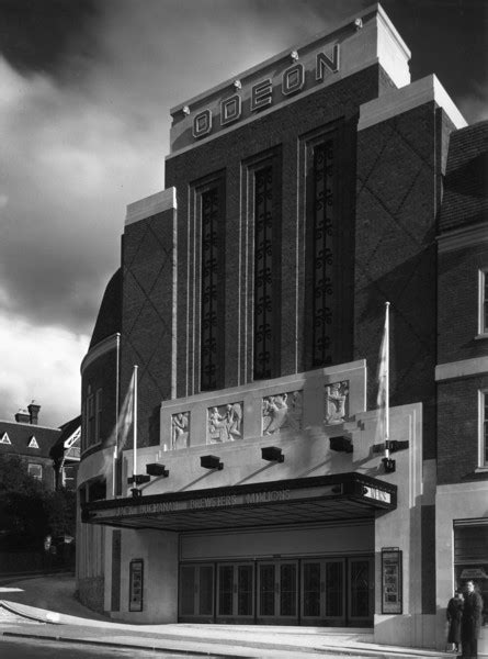 Odeon cinema, Upper High Street, Guildford, Surrey | RIBA pix