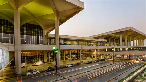 Dammam King Fahd International Airport is a 3-Star Airport | Skytrax