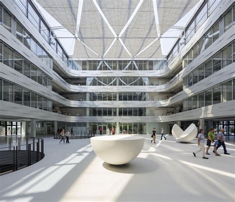 Institute of Mathematics - University of Karlsruhe / Ingenhoven ...