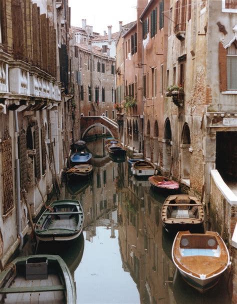 GLOBE IN THE BLOG: Venice and its canals, Italy