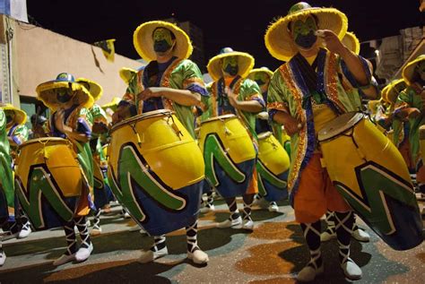 Carnival in Uruguay, a 30-day Carnival becomes the longest in the world!