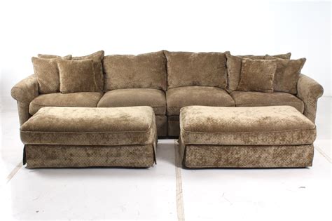 Camden Collection Contemporary Plush Sectional Sofa | EBTH