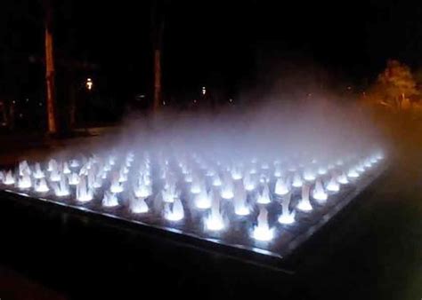 Garden Decoration Misting Lighted Fountain , Indoor Stage Fog Mist Fountain