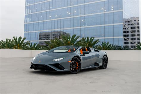 Grey Huracan Evo Spyder – Monza Exotics