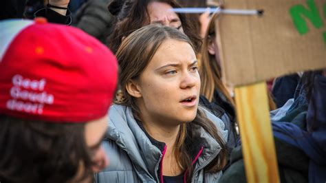 Greta Thunberg demonstrates in Bordeaux against oil drilling in the Arcachon Basin | Le Bonbon