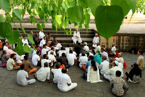 Sri M's Public Programs | India & International | The Satsang Foundation