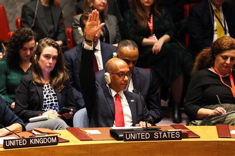 US uses veto power, blocks UNSC resolution calling for Gaza ceasefire ...