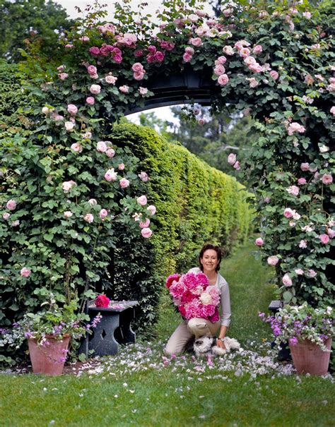 Carolyne Roehm's Tips for Growing a Gorgeous Garden | Architectural Digest