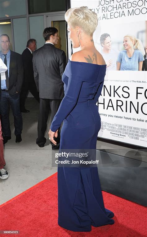 Singer Pink arrives at the Los Angeles Premiere "Thanks For Sharing ...