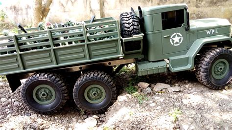 RC Military transport trucks & Toys soldiers Army men